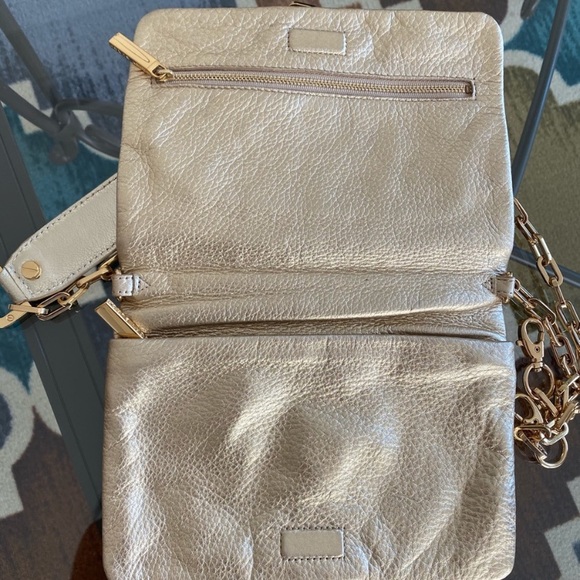 COPY - Gold Tory Burch crossbody clutch - Picture 2 of 10